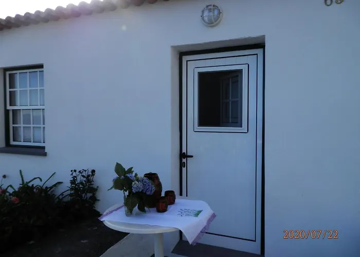 Adega Vermont * Biscoitos (Sao Jorge)